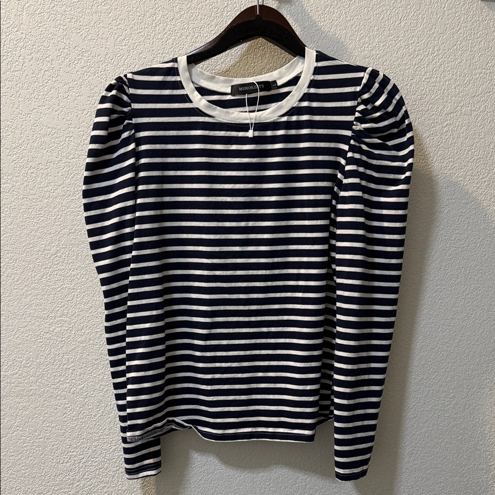 Merokeety Navy and White Striped Top